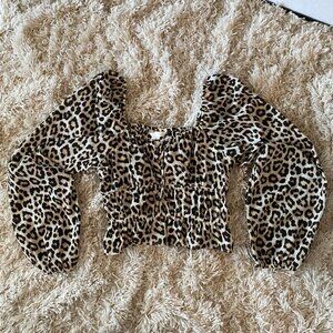 H&M - Leopard Long-sleeve Cropped Blouse